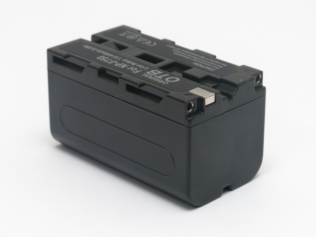 Batteria-Sony-NP-F750-NPF750-NP-F750-4100-mAh-original-11397-839.jpg