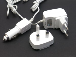 Carica batterie universale x telecamere fotocamere e cellulari hahnel - immagine 3