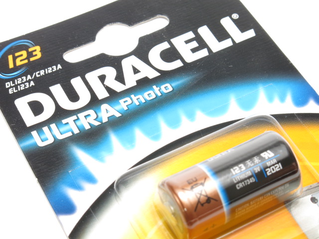 Duracell-CR123A-Ultra-Lithium-3V-1400mAh-original-14124-946.jpg