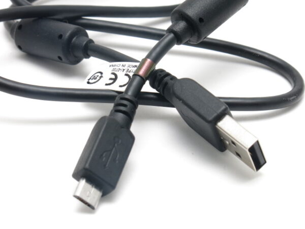 EC450-cavo-dati-per-sony-originale-da-1-2-metri-original-26742.jpg