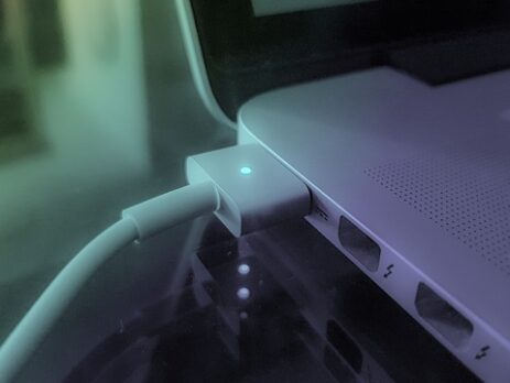 Come smaltire batteria per notebook